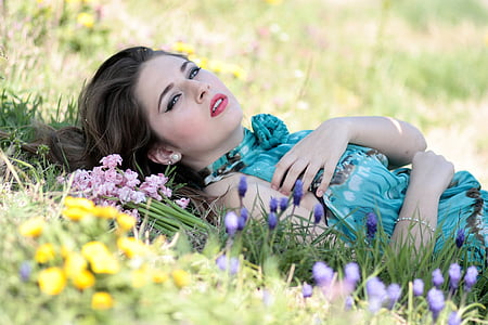 Děvče, Hyacint, květiny, Příroda, Krása, jaro