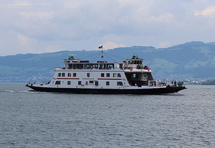 Ferry, Lac de constance, car-ferry, Friedrichshafen, services réguliers, Pass, raccordement de la terre