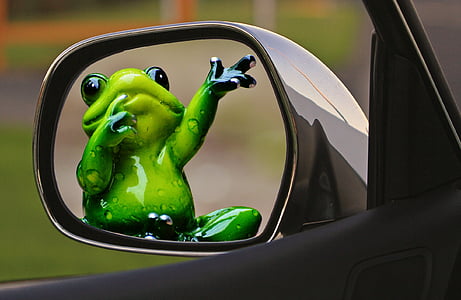 time to go, frog, farewell, sad, wave, funny, cute