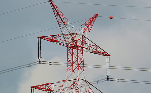 huidige, macht-Polen, energie, elektriciteit, hoogspanning, bovenste lijnen, elektrische leidingen