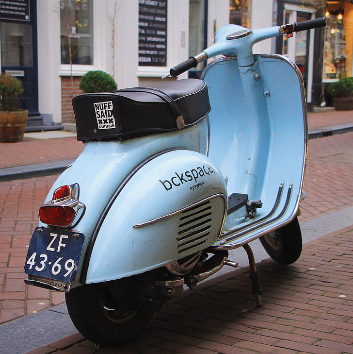 รถจักรยานยนต์, รถจักรยานยนต์, เวสป้า, ย้อนยุค, สีฟ้า, เมือง, อัมสเตอร์ดัม