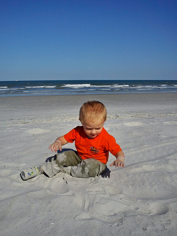 pludmale, zēns, toddler, smilts, Jūrmala, jūra, okeāns