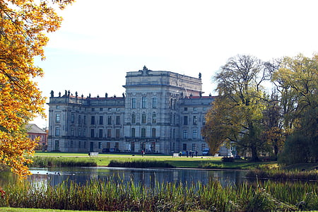 ludwigslust-parchim, castle park, castle, pond, autumn, barockschloss, schlossgarten