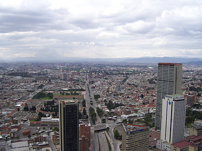 Bogota, Kolumbija, arhitektūra, siluets, pilsēta, cilvēki un kultūra, tornis