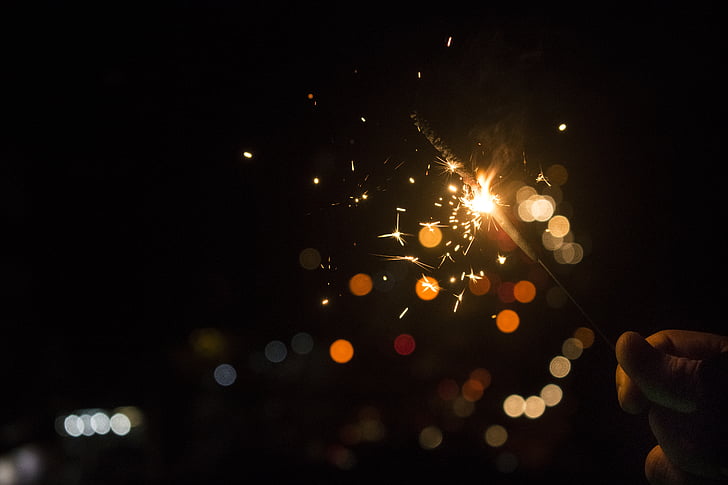 firecrackers, photography, nighttime, hand, bokeh, night, illuminated