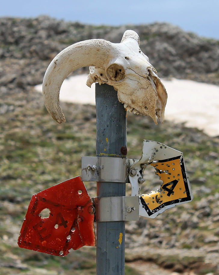 Міграційний щит, Реєстр, Європейська міжміського стежка Е4, Macabre, : Лефка Орі, гори, Крит