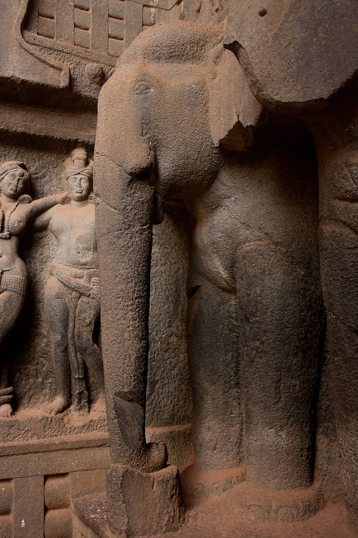 éléphant, statue de, grottes de Karla, pierre sculptée, Inde