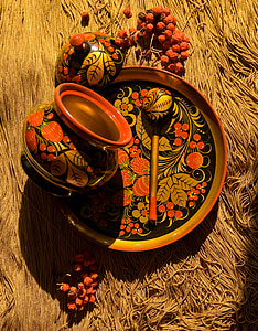 håndlavet, fra Rusland, khoкhloma, rød, guld, sort, ornament