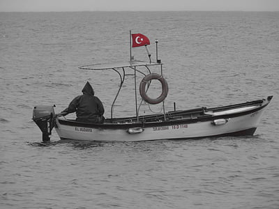 bourses d’études, Mudanya, bateau en Turc, drapeau, voyage, Marine, jour gris
