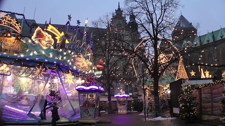 christmas market, twilight, bude, carousel, lighting