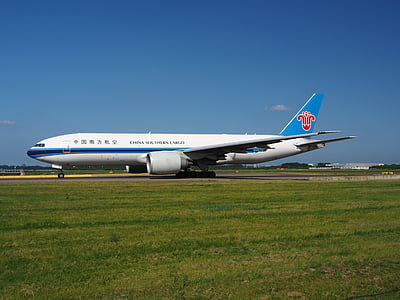 lignes aériennes du sud de la Chine, Boeing 777, avion, avion, roulage, aéroport le plus pratique, transport