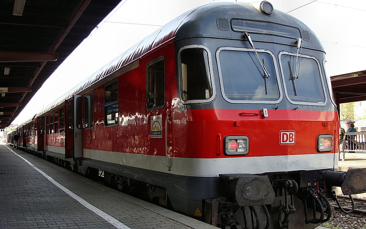 Karlsruher huvud, Hbf ulm, tåg, regionala tåg, skattbil, järnvägsspår, transport