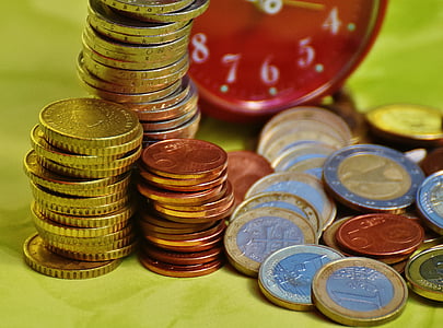 laiks ir nauda, monētas, valūta, eiro, nauda un tās ekvivalenti, rezerves, finanses