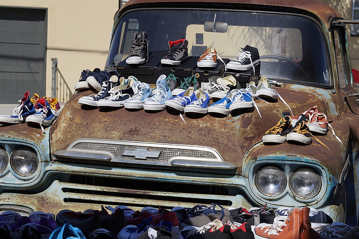 skoen salg, fortauet salg, rustne truck, småbedrifter, avtale, bil, land kjøretøy
