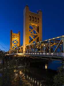 Tower bridge, Sacramento, Yolo county Kalifornie, Most, řeka, modrá, visutý most