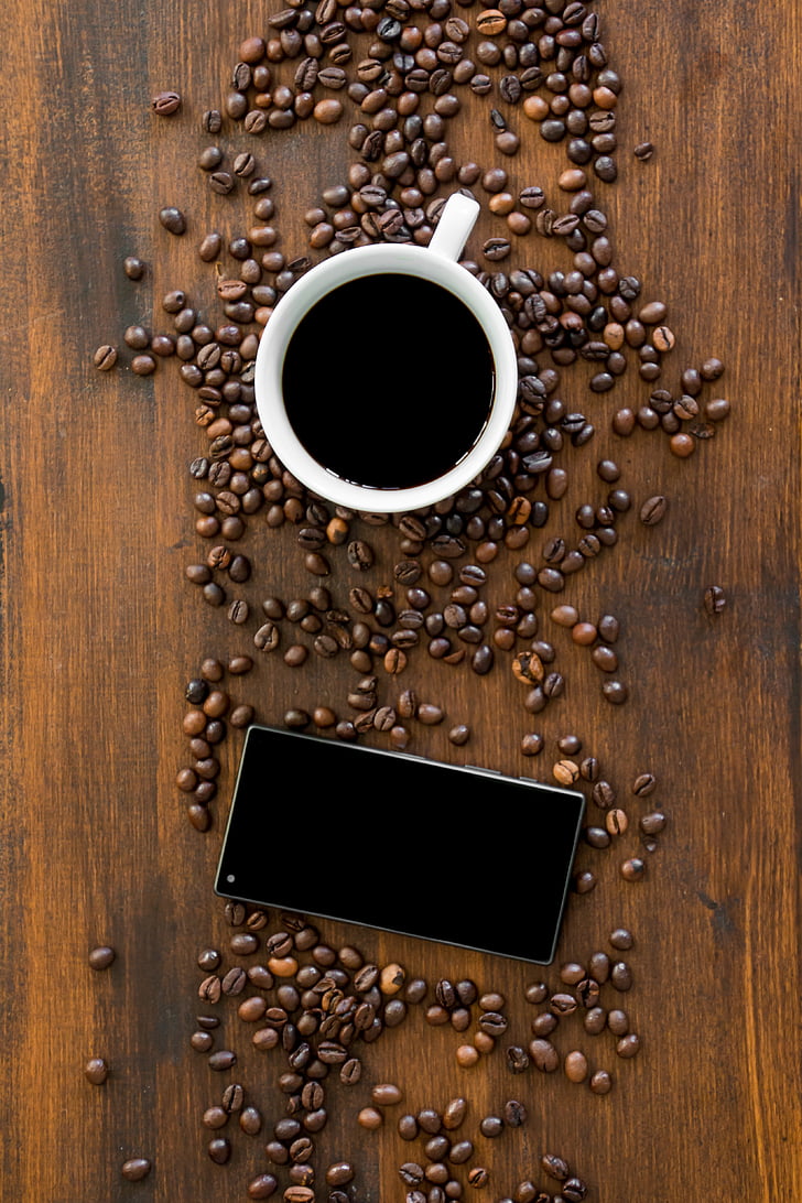 Kaffee, Smartphone, Arbeit, Arbeit und Kaffee, wach bleiben, Büro, Arbeitsbereich