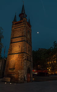 Kortrijk, Belgie, belgická města, Kortrijk Belgie, Kortrijk věž, noční, měsíc