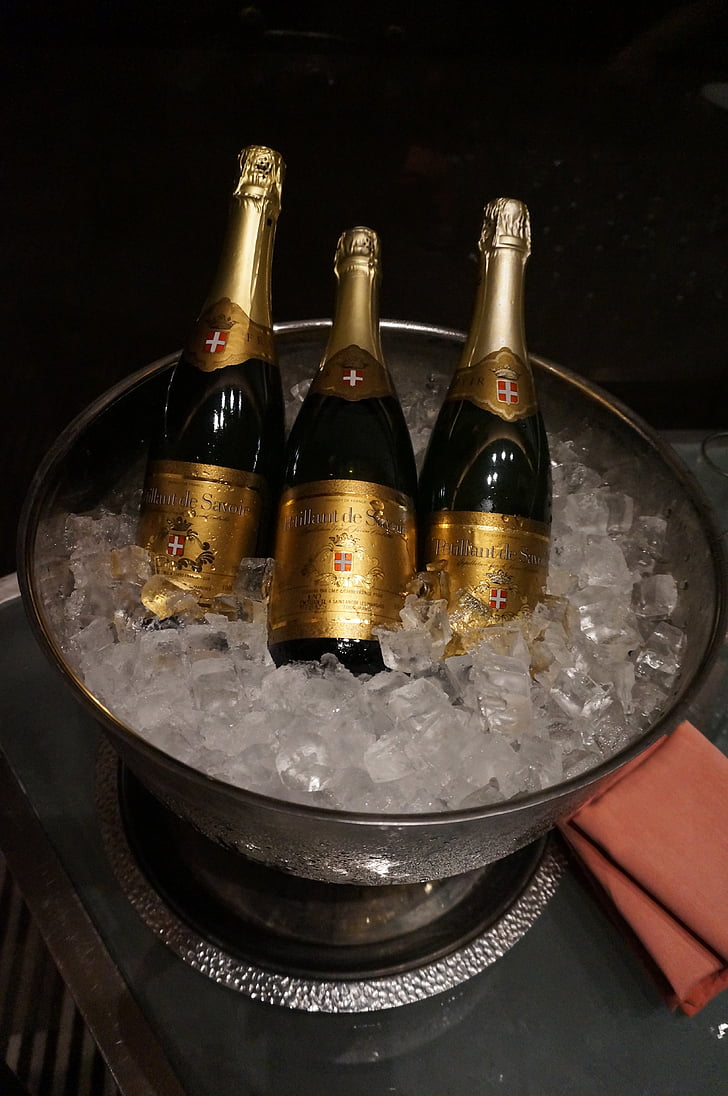 шампанско, вино, лед