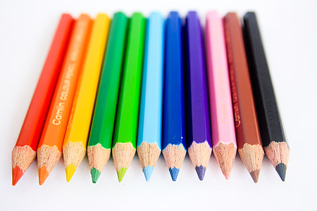 pencils, colors, green, blue, black, yellow, red