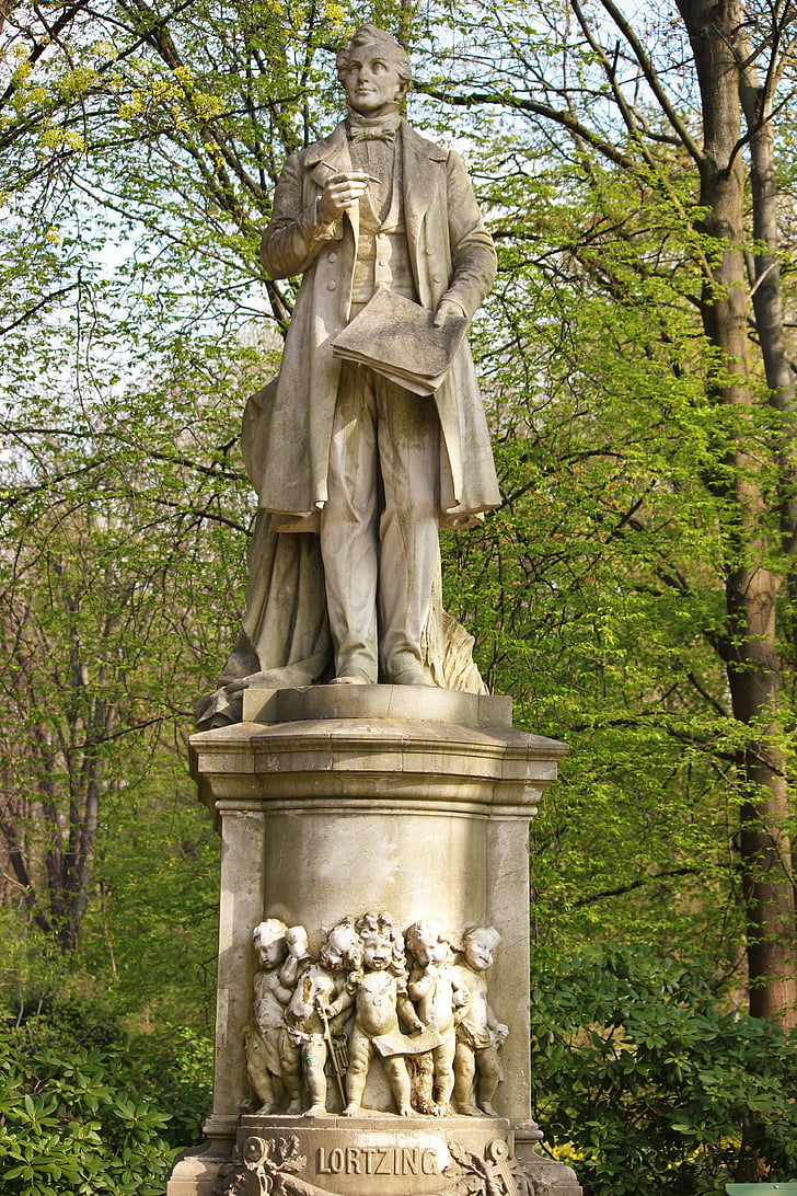 statula, Tiergarten, skulptūra, paminklas, lortzing, akmens skulptūros, pavasarį