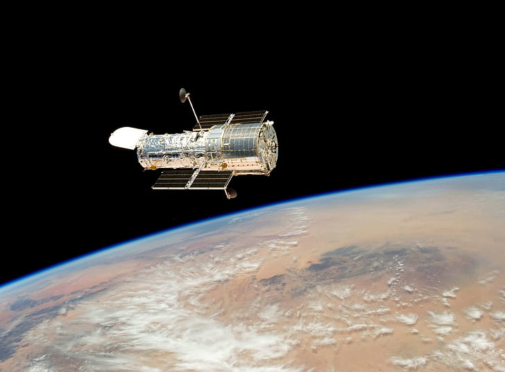 Hubble, Weltraumteleskop, Umlaufbahn, Raum, Kosmos, Wissenschaft, Universum