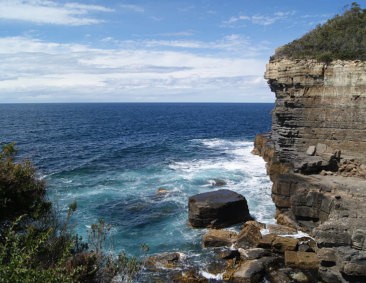 coast, cliff, ocean, sea, coastline, rock, landscape