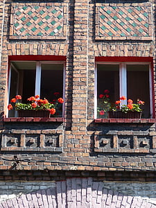 Katowice, Poola, Sileesia, lahendamise, fassaad, akna, muster