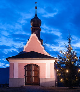 Golgotha, Kapel, kerstboom, blauwe uur, Hollenstein