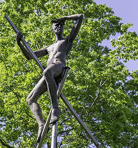 Garten Skulptur, Grand passeur, Bildhauer Nikolaus Lavarenne, Statue