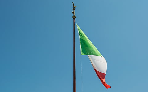 Rzym, Flaga, Pomnik Wiktora Emanuela ii, Ołtarz ojczyzny, Victor emmanuel 2, Włochy
