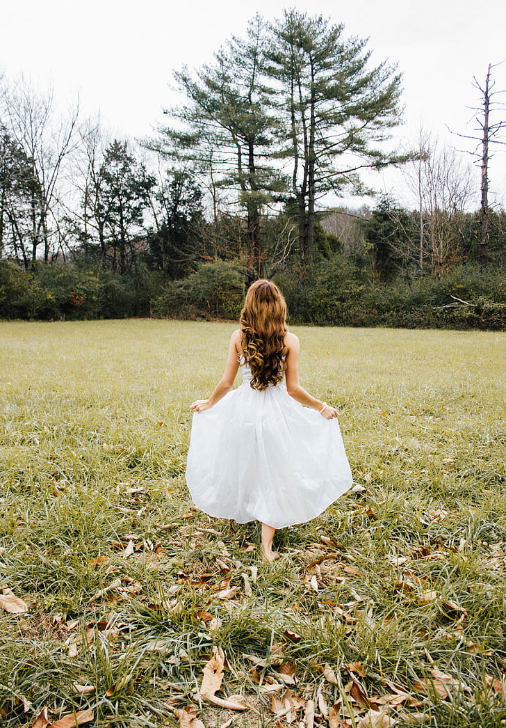 woman, white, strapless, dress, green, grass, field