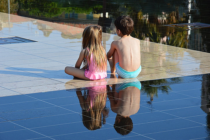 kinderen, water spiegel, mooi, zijden van blauw, reflectie, water, twee mensen