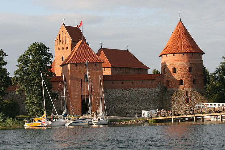 Trakai, Litauen, slott, sjön, sommar