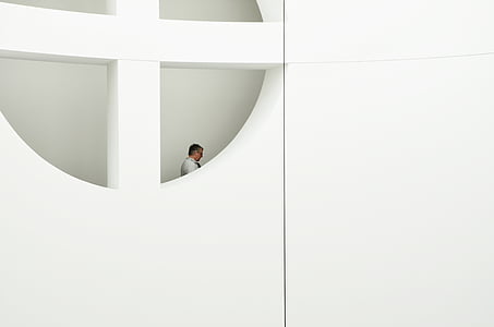 man, white, suit, view, small, hole, wall