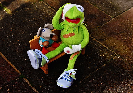 Kermit, myš, vycpané zvíře, boxerský zápas, zraněný, asociace, krev