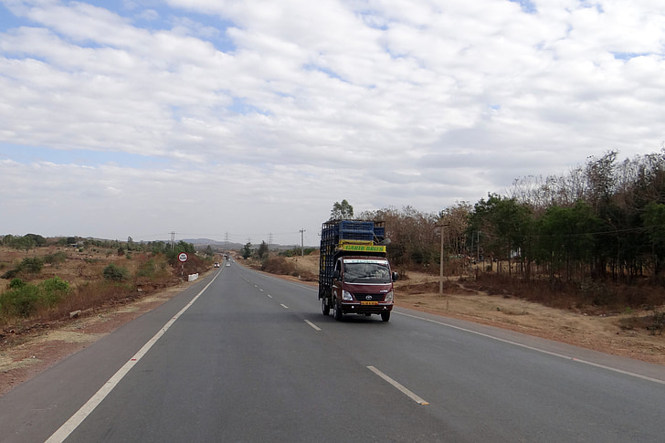 autoestrada, NH 4, Dharwad, transportador de mercadorias, camião, caminhão, Índia