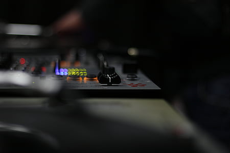 DJ, DJ, mixer, noapte, înregistrare, platan, vinil