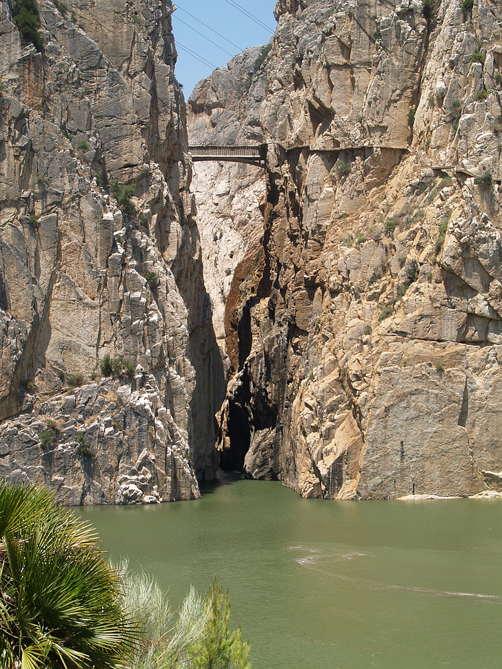Malaga guevas, air, batu, musim panas, Spanyol