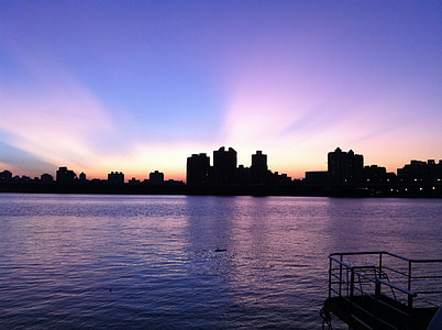 Sunset, Taipei, floden