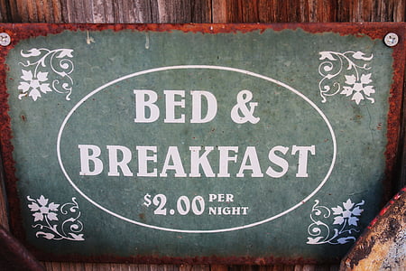 a Bed and breakfast, Panzió, Szállás, Esténként a bérleti díjak, reggelivel, reggeli, ágy