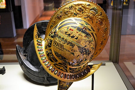 Muzeul Luvru, Paris, cârma, armura, culoare aur, culturi