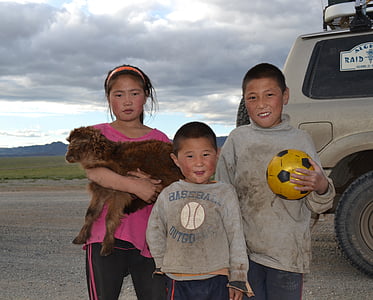 crianças, Mongólia, Altai, estepe