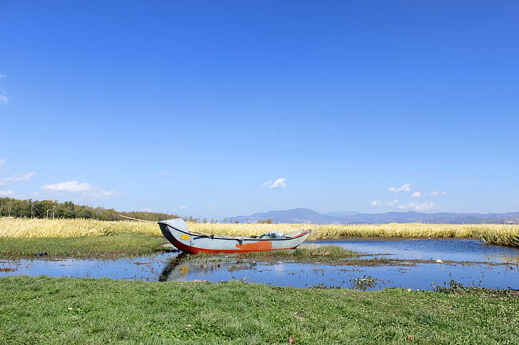 lago Erhai, na província de yunnan, Kunming, mar, céu azul, nave, Inverno