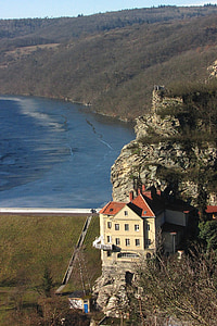 Rock villa, Kramer-villa, Znojmo dam