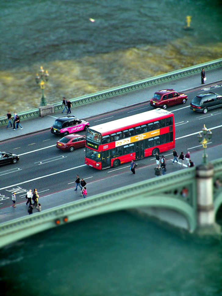 Londres, Thames, pessoas pequenas, viagem