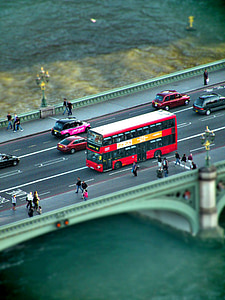 Londres, Thames, pessoas pequenas, viagem