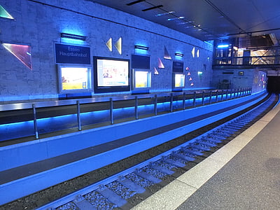 Tunnelbana, järnvägsstation, stången trafikerar, plattform, spårvagn, Gleise