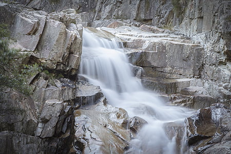 Reuss, Gotthard, Rock, Quelle, Wasser aus den Bergen, Schweiz, Berge