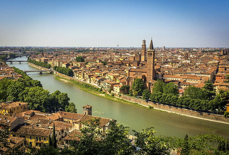 Verona, pilsēta, upes, baznīca, tilts, ūdens, akmens tilts
