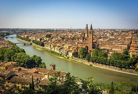 Verona, ciudad, Río, Iglesia, puente, agua, Puente de piedra